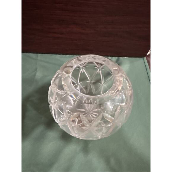 Vintage Bohemian Crystal Clear Cut Glass Round Centerpiece Bud Vase 6x6” - Picture 4 of 6